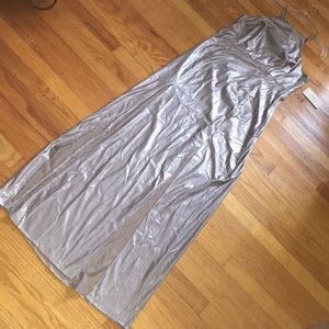 Halston Formal SilverShimmer Sz 8